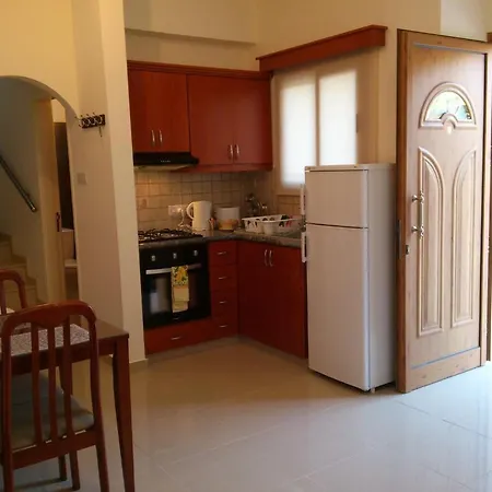 Andris Heights Paphos
